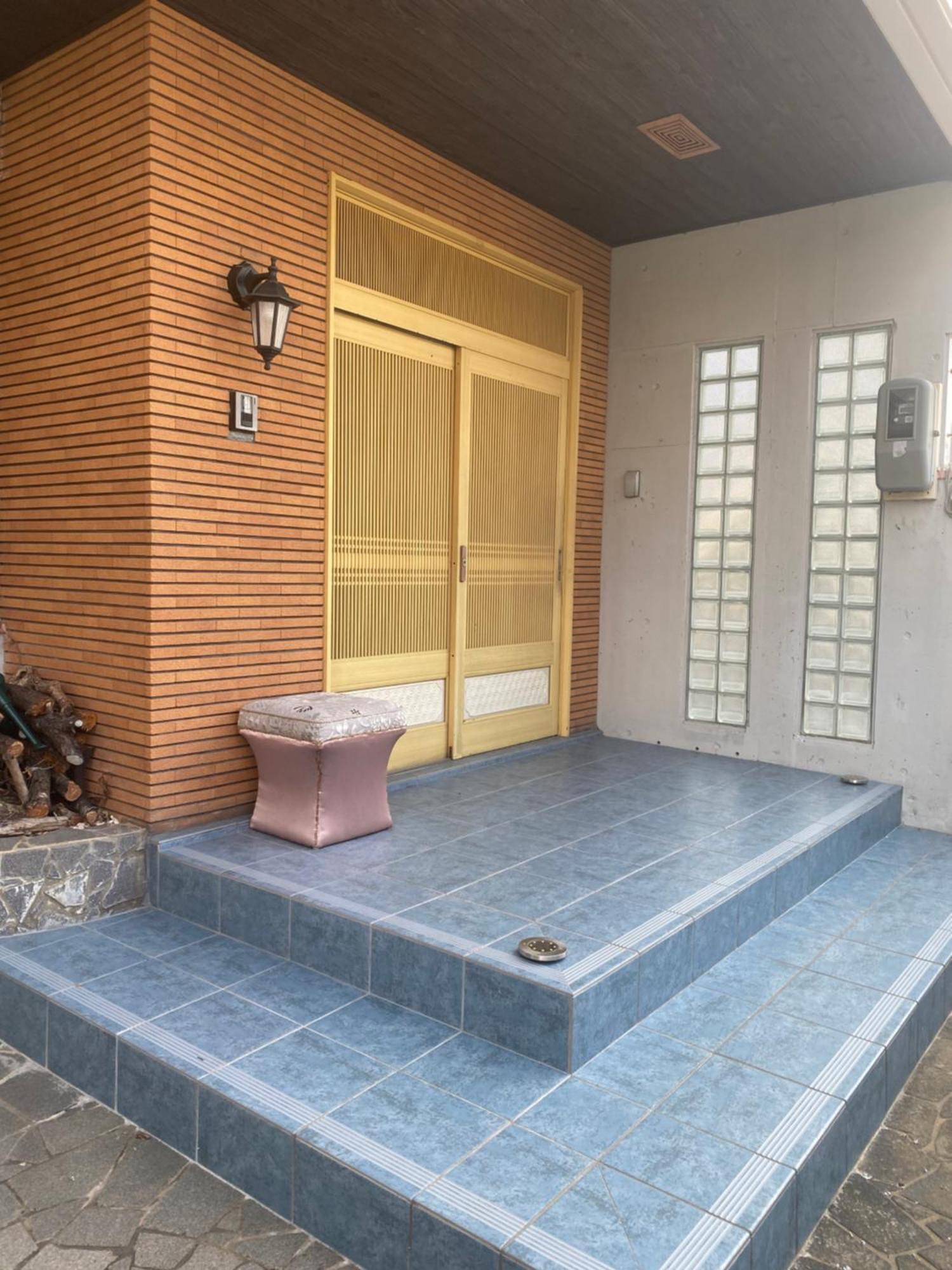 Joyful Rose Apartment Ginowan