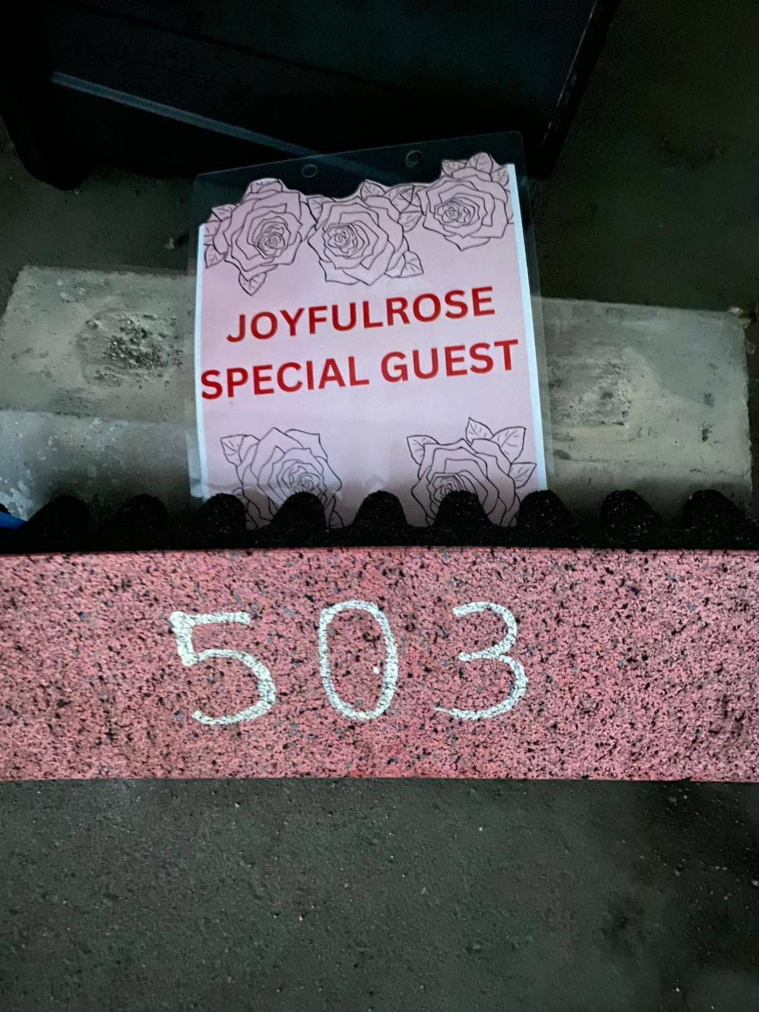 Apartment Joyful Rose Ginowan