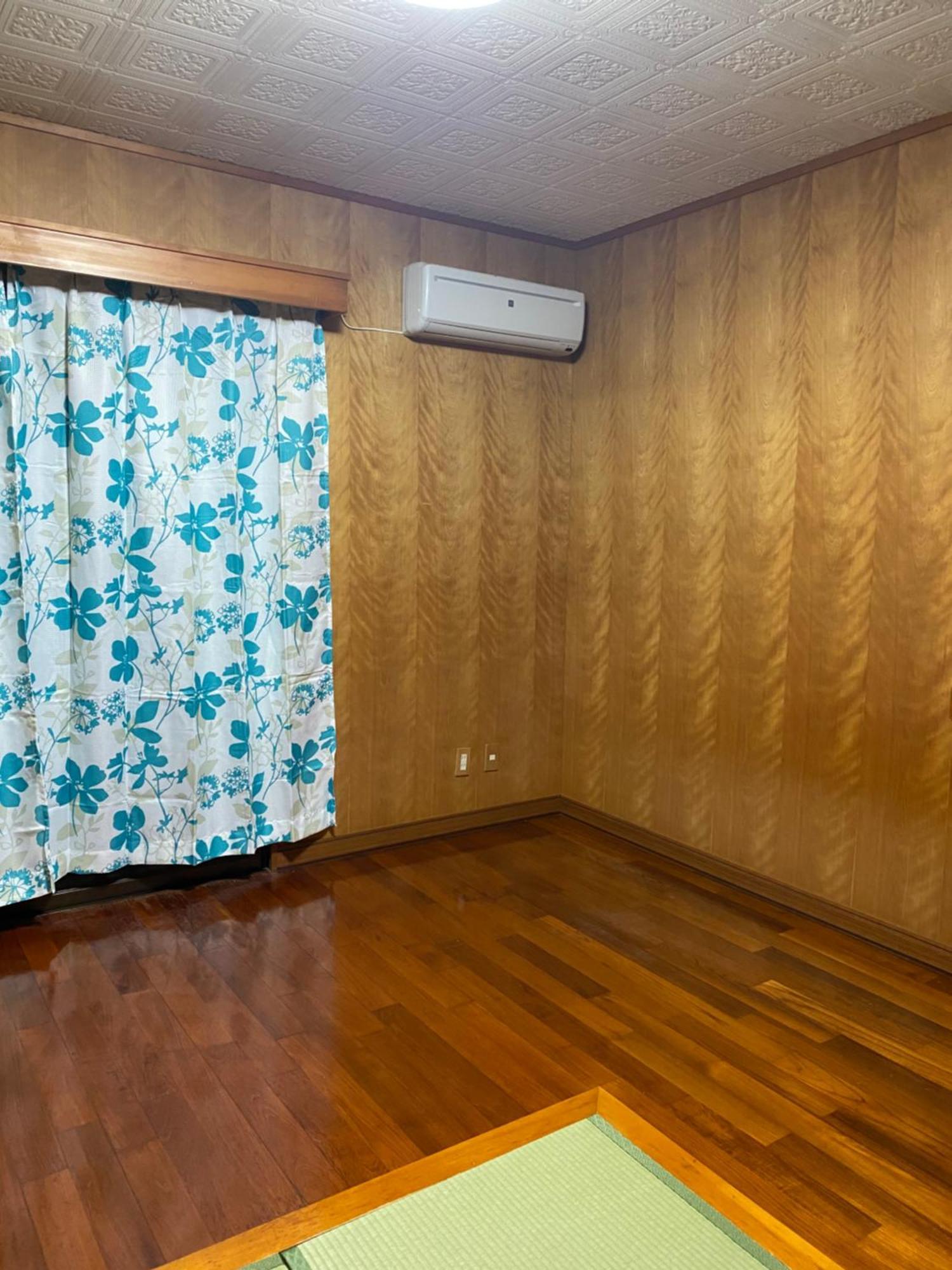 Apartment Joyful Rose Ginowan